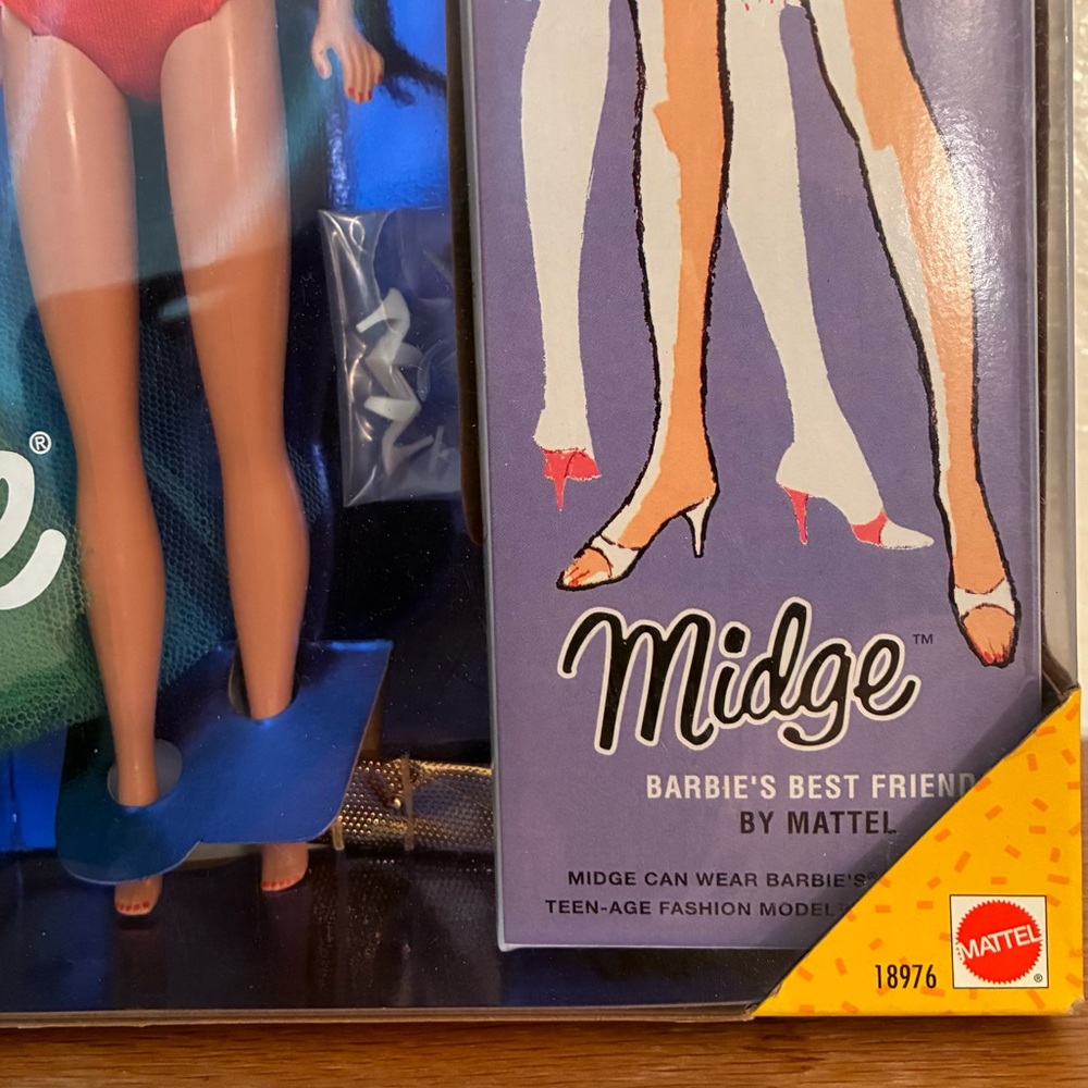 🆕 35th Anniversary Midge 1997 Barbie Doll - Picture 6 of 10